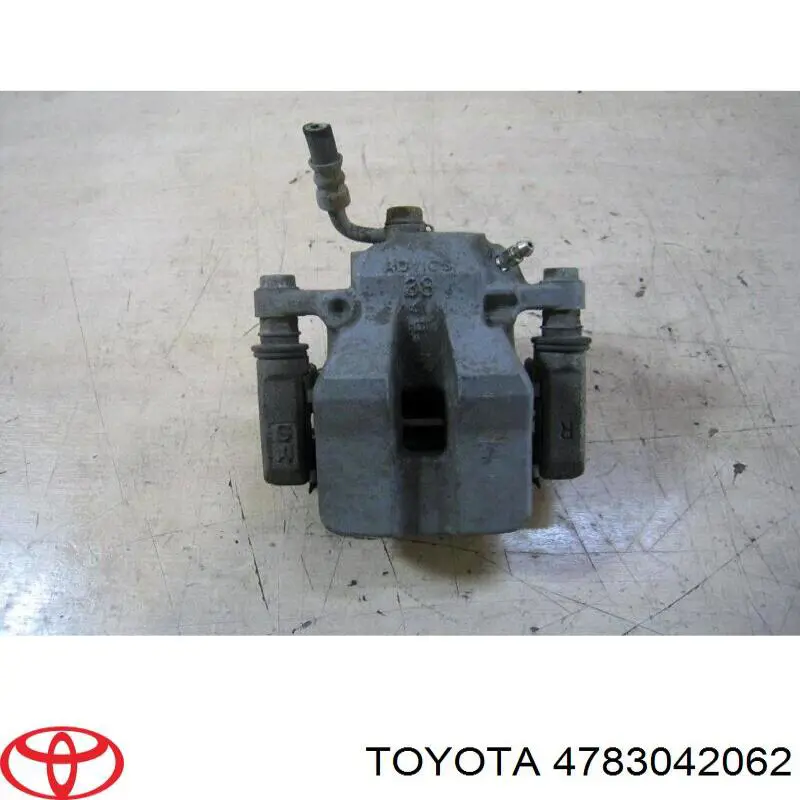 4783042062 Toyota pinza de freno trasero derecho