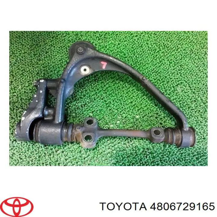 4806729165 Toyota barra oscilante, suspensión de ruedas delantera, superior izquierda