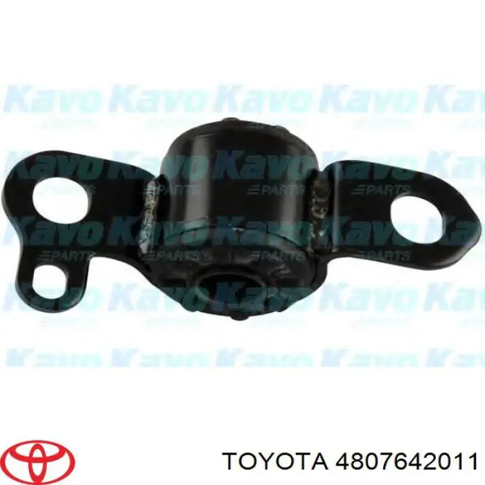 4807642011 Toyota silentblock de suspensión delantero inferior