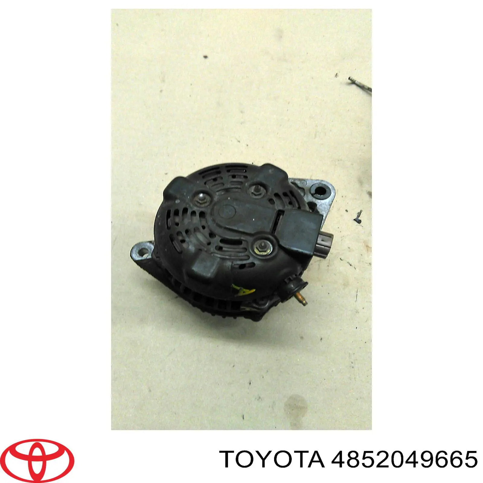 4852049435 Toyota Amortiguador frontal izquierdo