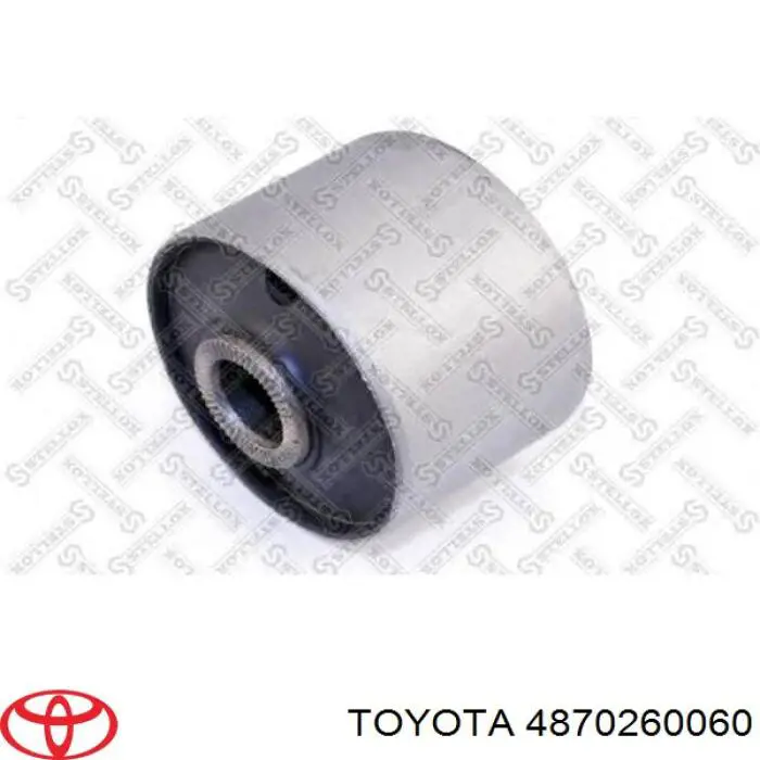 4870260060 Toyota suspensión, brazo oscilante, eje trasero, inferior