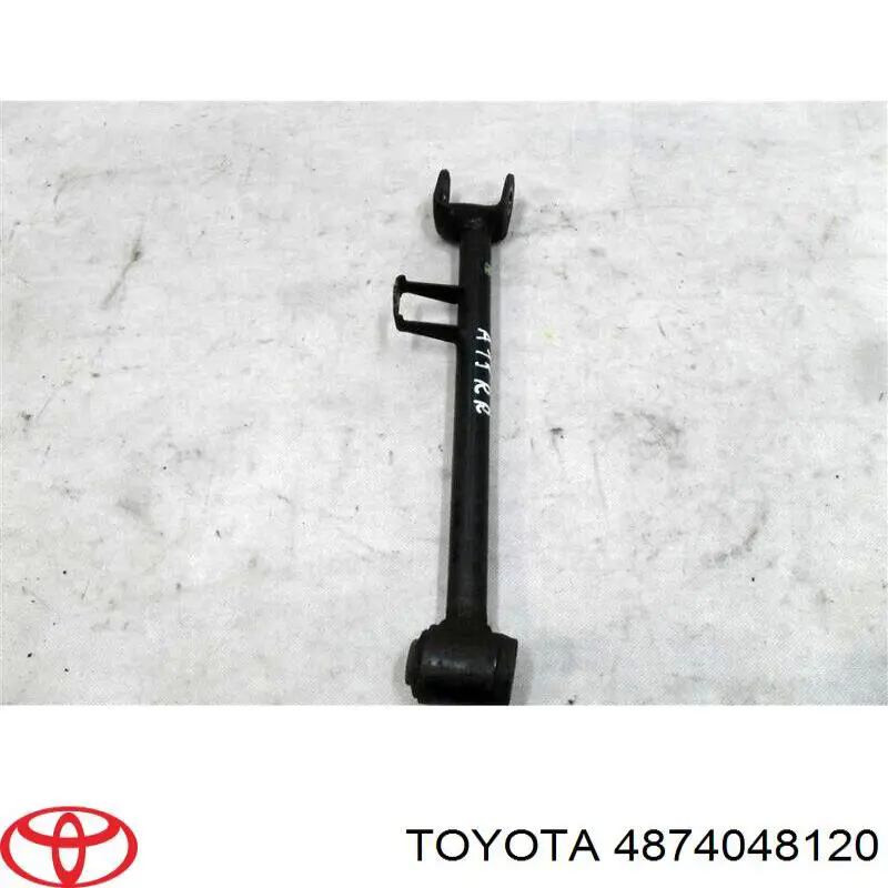 4874048120 Toyota barra transversal de suspensión trasera