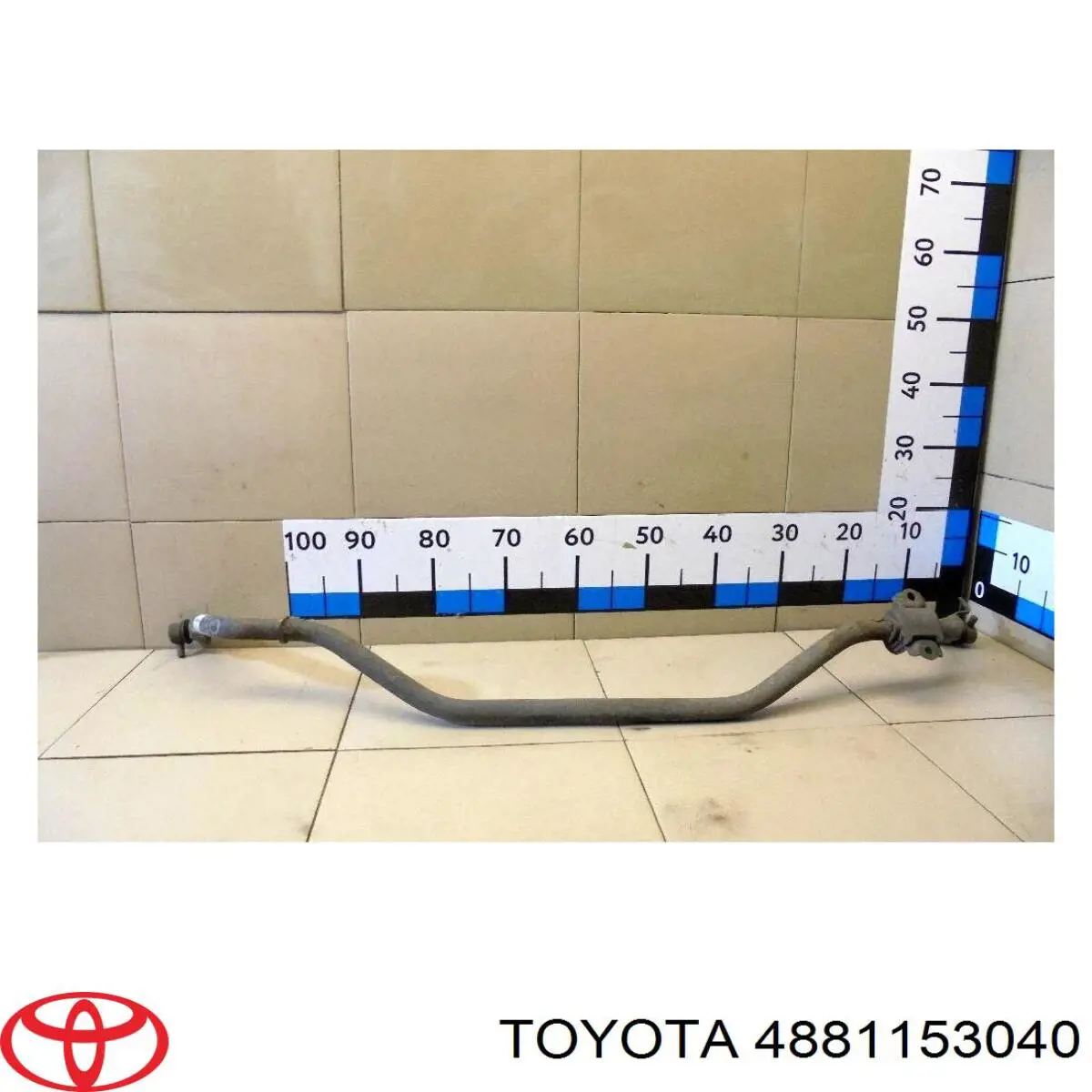 4881153040 Toyota estabilizador delantero