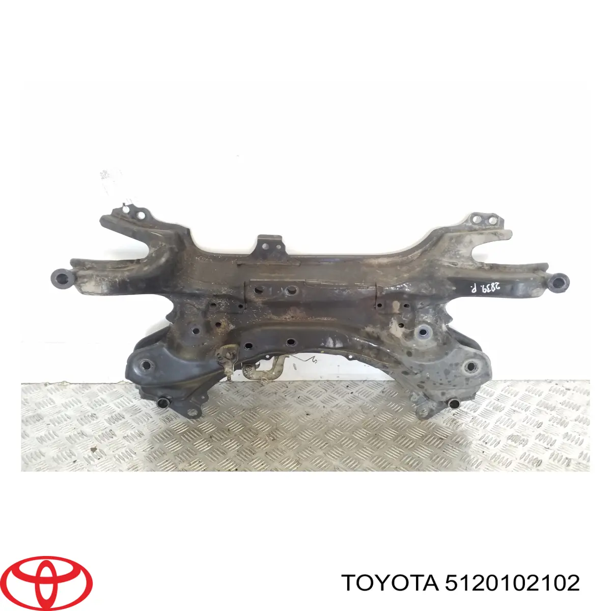 Subchasis delantero soporte motor Toyota Corolla (E18)