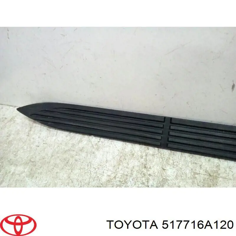 Cubierta de estribo Toyota 517716A120 precio, desde 151,59 EUR