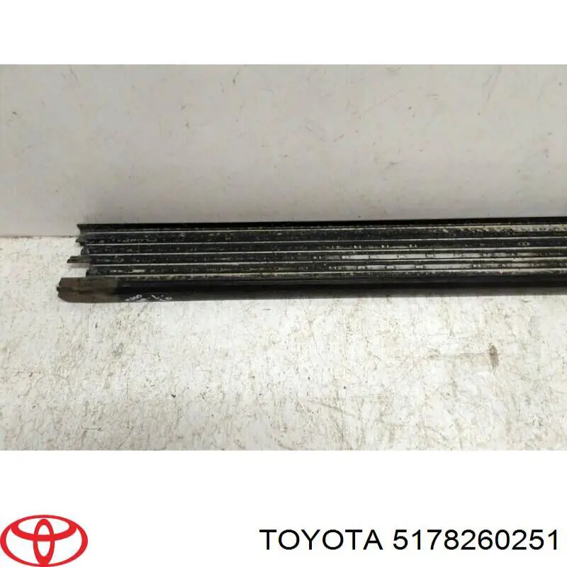 Estribo izquierdo TOYOTA 5178260251