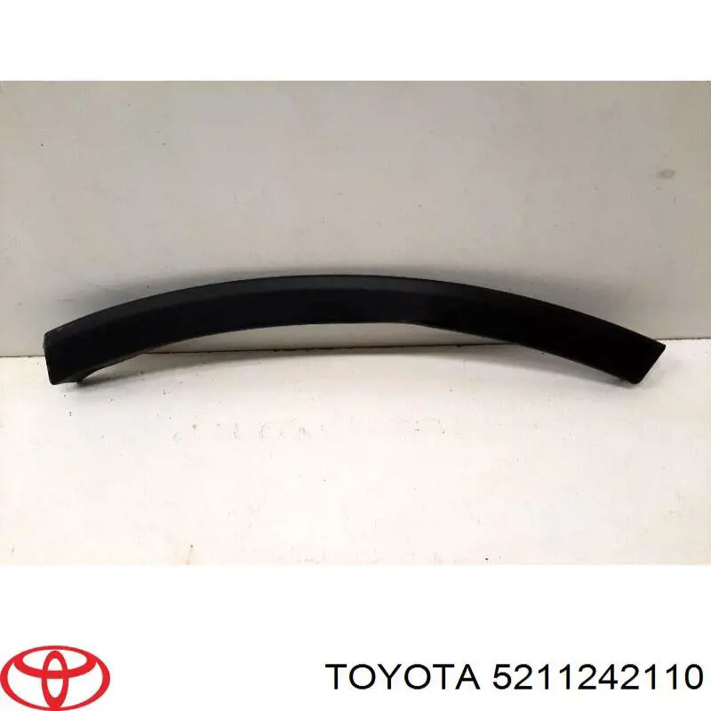 5211242110 Toyota listón embellecedor/protector, parachoques delantero derecho