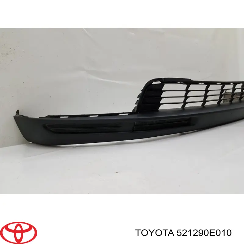 521290E010 Toyota parachoques delantero, parte inferior