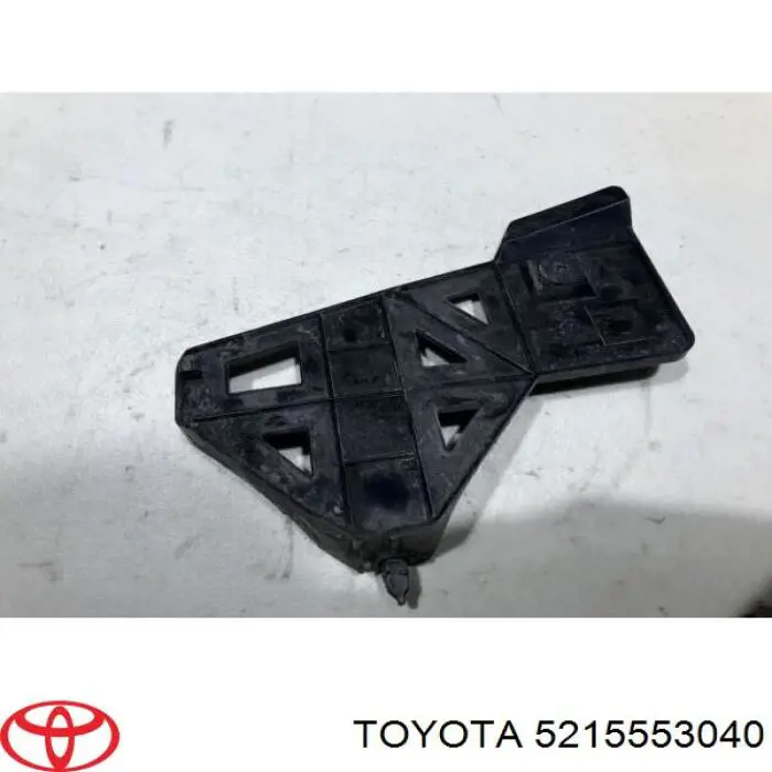 5215553040 Toyota soporte de parachoques trasero derecho