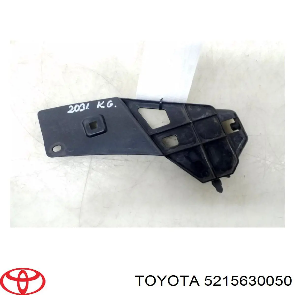 5215630050 Toyota soporte de parachoques trasero izquierdo