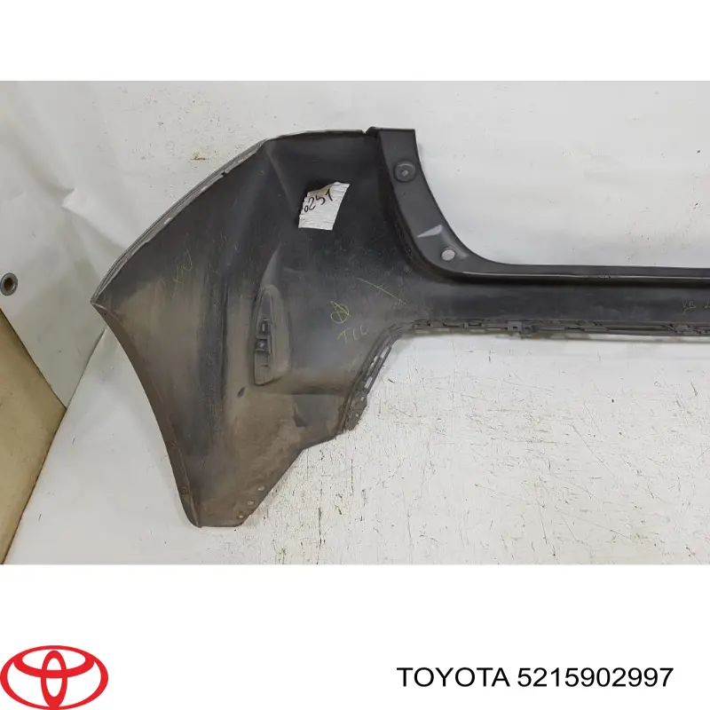Paragolpes Toyota 5215902997 precio, desde 304,62 EUR