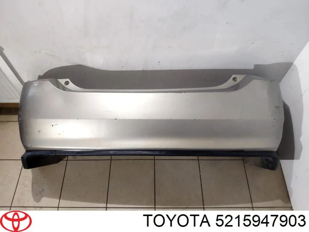 Paragolpes Toyota 5215947903 precio, desde 136,48 EUR