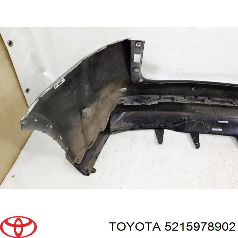 5215978902 Toyota parachoques trasero