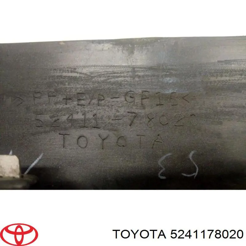 5241178020 Toyota Protector, paragolpes