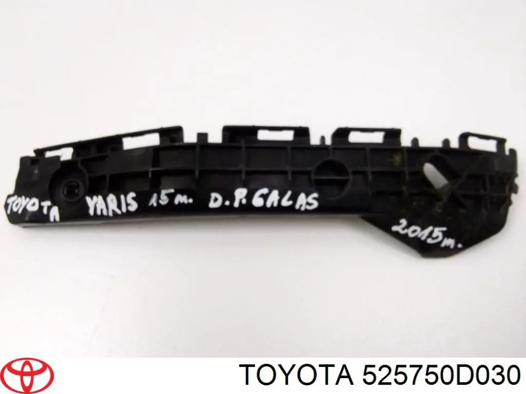 Comprar 525750D030 Toyota Soporte del parachoques trasero derecho