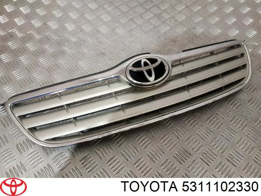 5311102330 Toyota parrilla