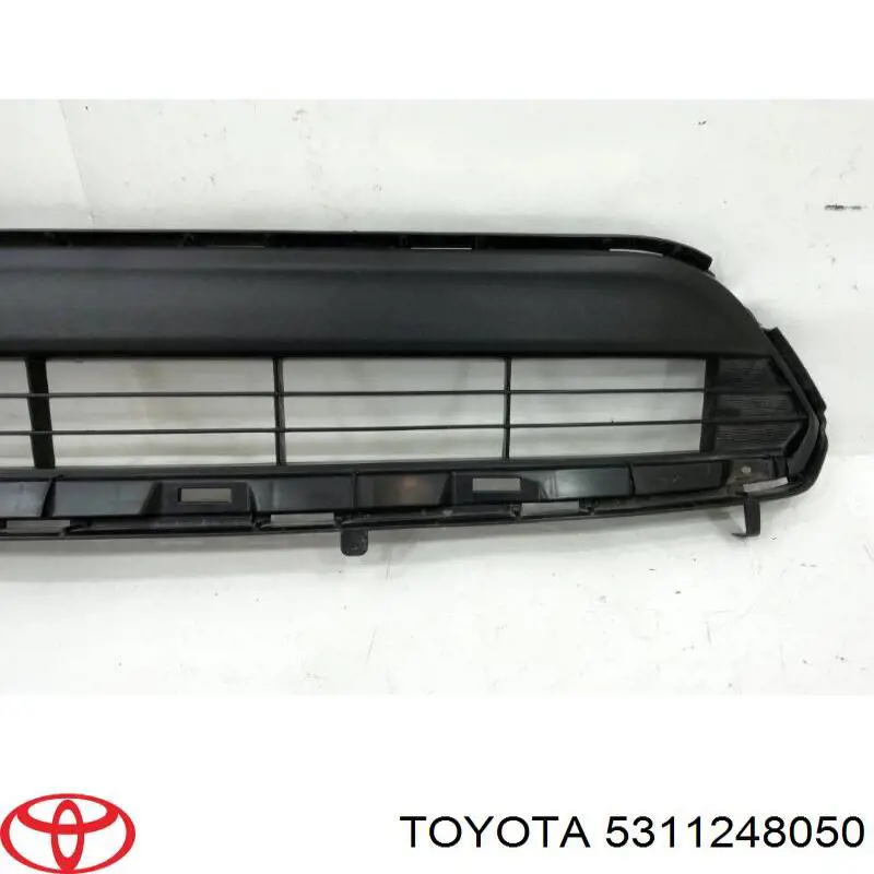 Rejilla de ventilación, parachoques delantero, central para Toyota Highlander (U4)