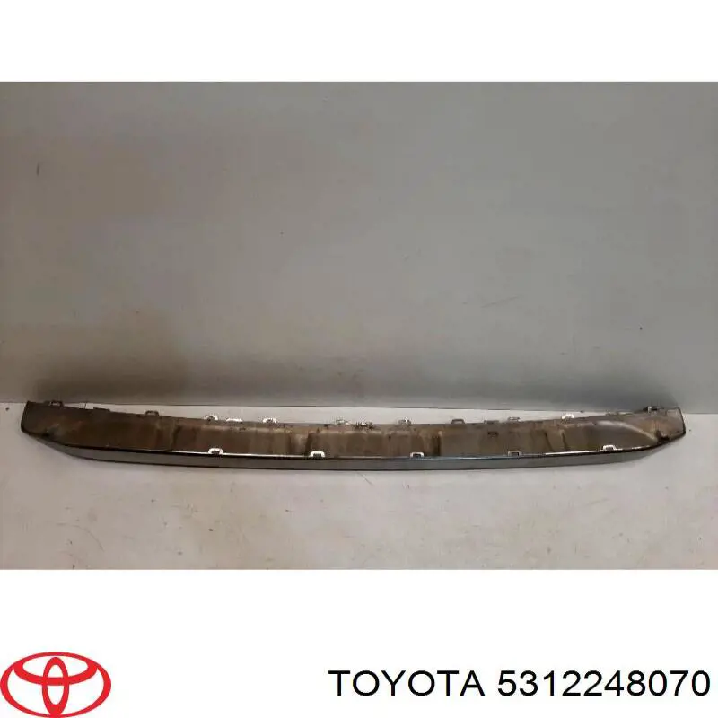5312248070 Toyota Moldura inferior de la parrilla del radiador