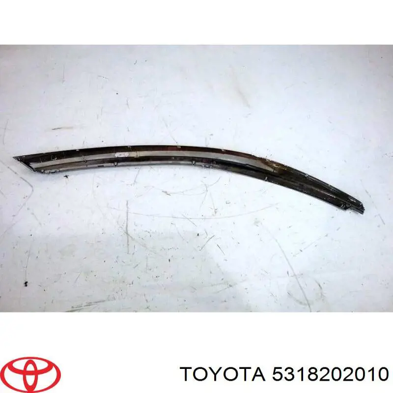 Moldura de faro izquierdo Toyota 5318202010 precio, desde 127,22 EUR