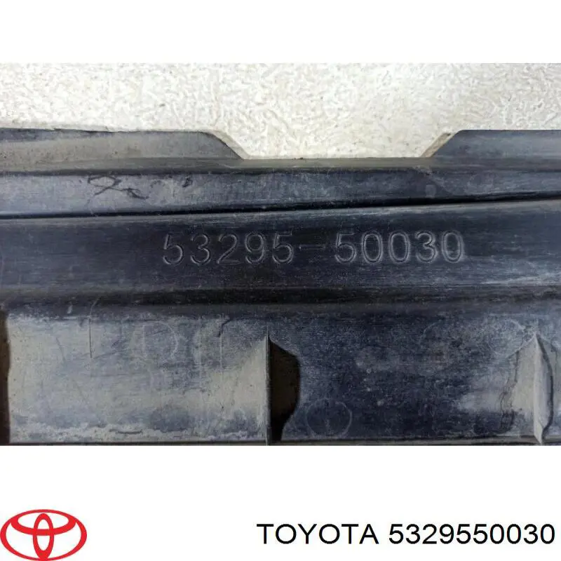 Ajuste Panel Frontal (Calibrador De Radiador) Superior Toyota 5329550030