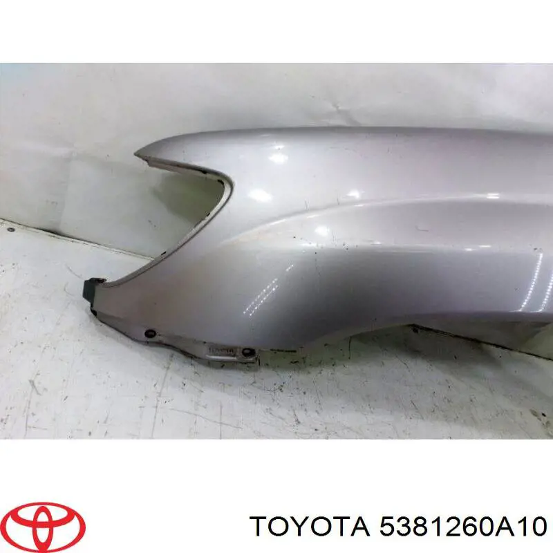 5381260A10 Toyota Aleta delantera izquierda