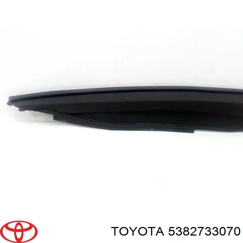 Sello de guardabarros TOYOTA 5382733070