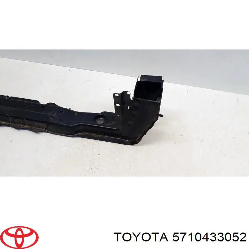 5710433051 Toyota Revestimiento frontal inferior