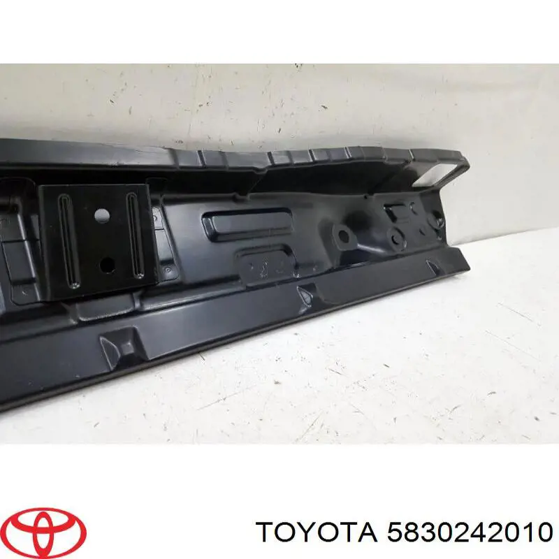 5830242010 Toyota