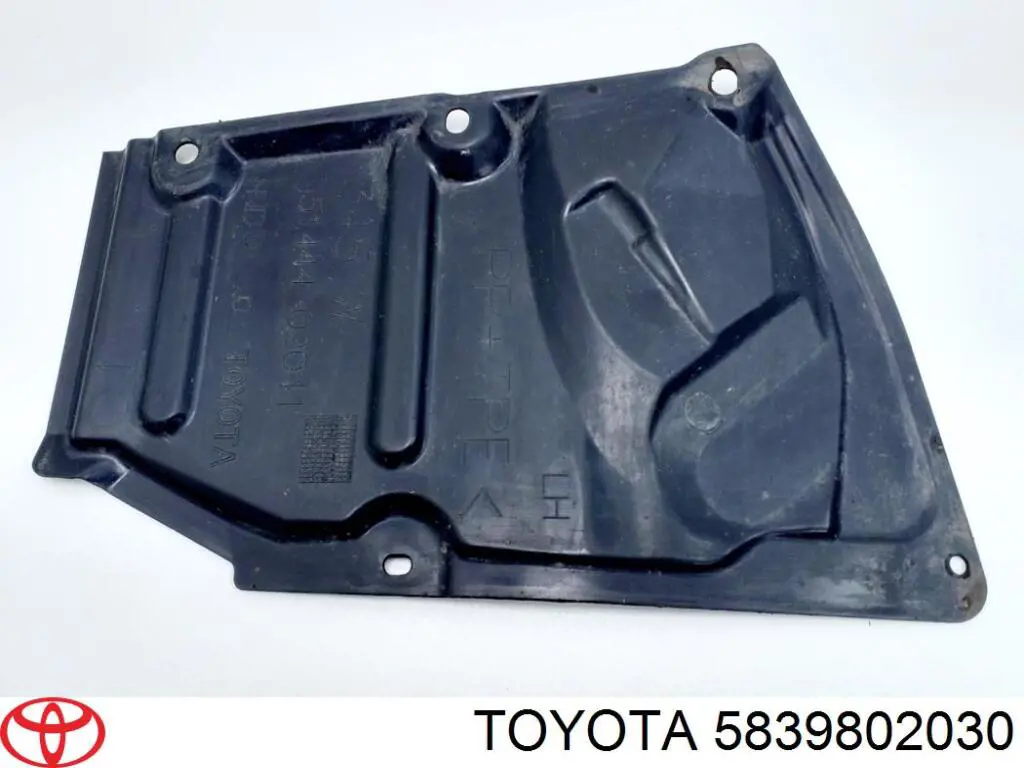 5839802030 Toyota protección motor trasera