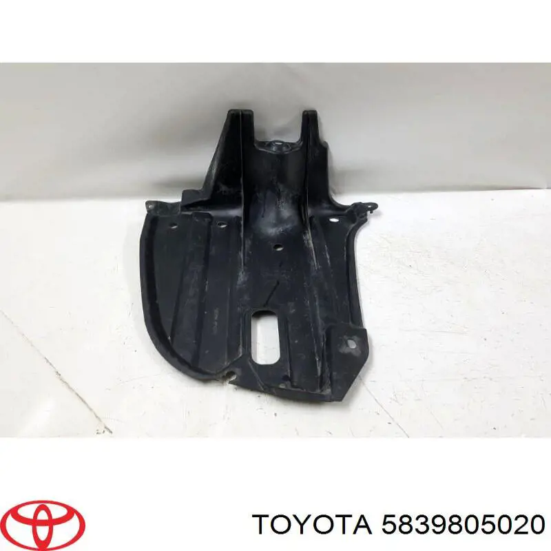 Protección motor trasera para Toyota Avensis (T25)