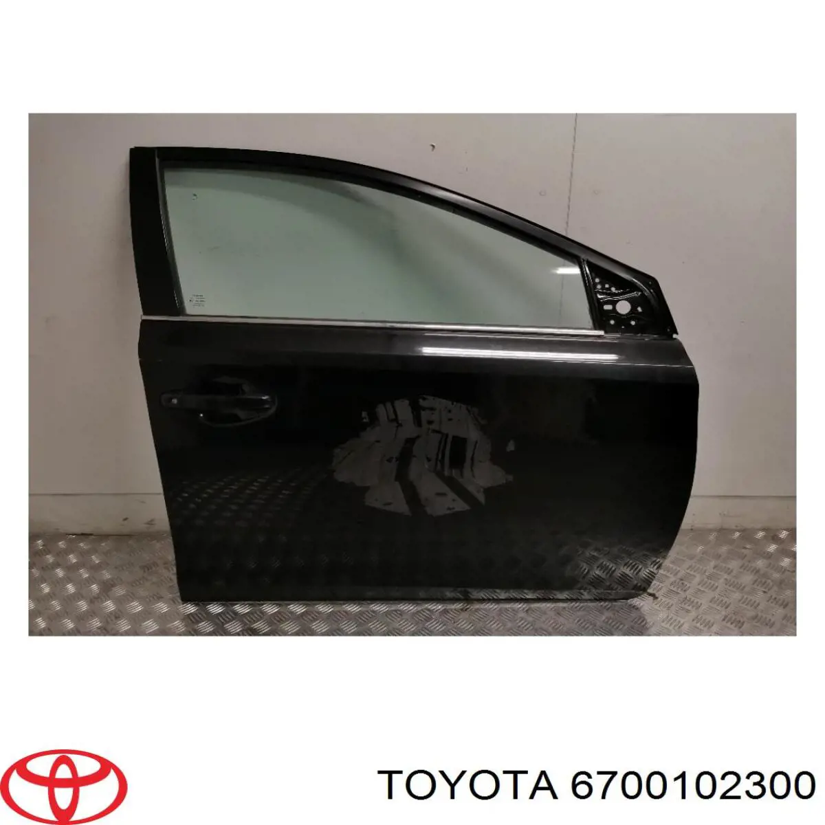 Comprar 6700102300 Toyota Puerta delantera derecha