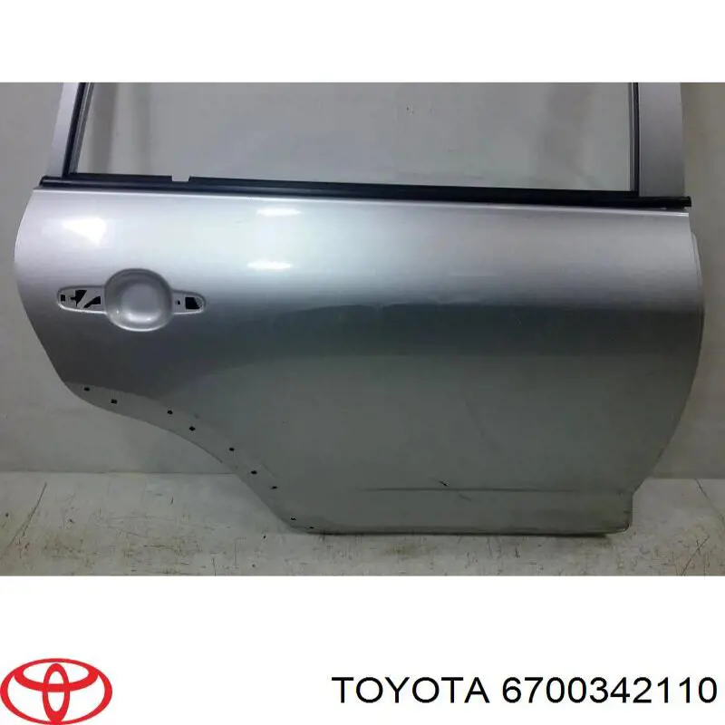 6700342110 Toyota puerta trasera derecha