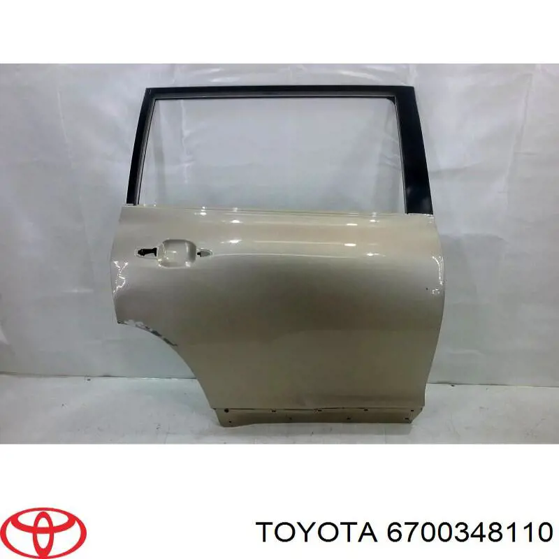 6700348110 Toyota puerta trasera derecha