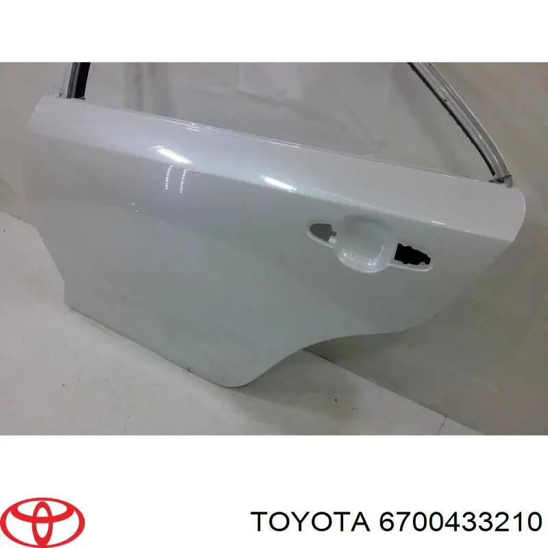 6700433210 Toyota puerta trasera izquierda