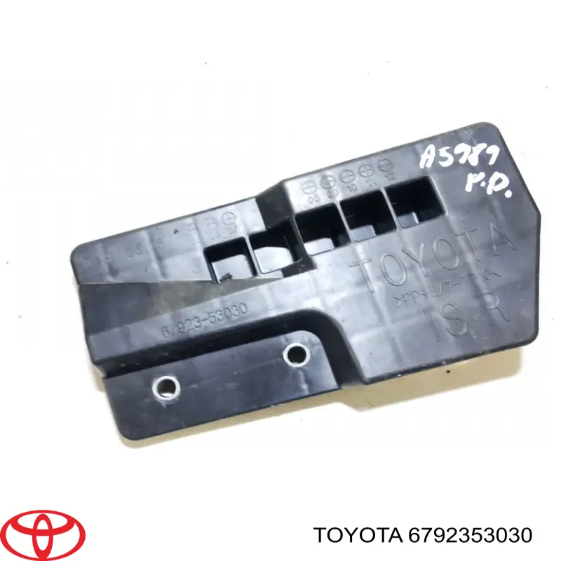 6792353030 Toyota 