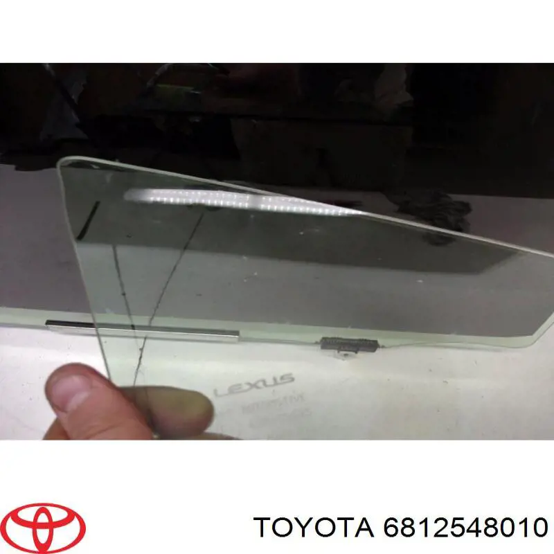 6812548010 Toyota Cristal de ventanilla fija de puerta delantera derecha