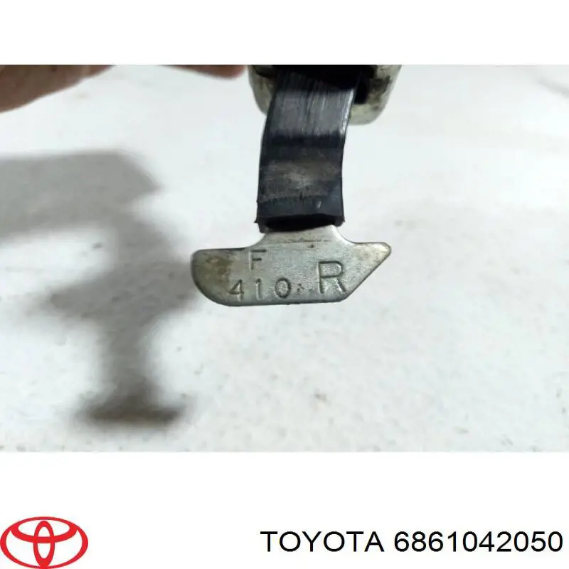 Comprar 6861042050 Toyota Limitador de apertura de puerta delantera