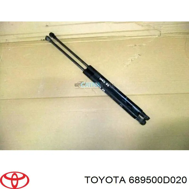 689500D020 Toyota amortiguador de maletero