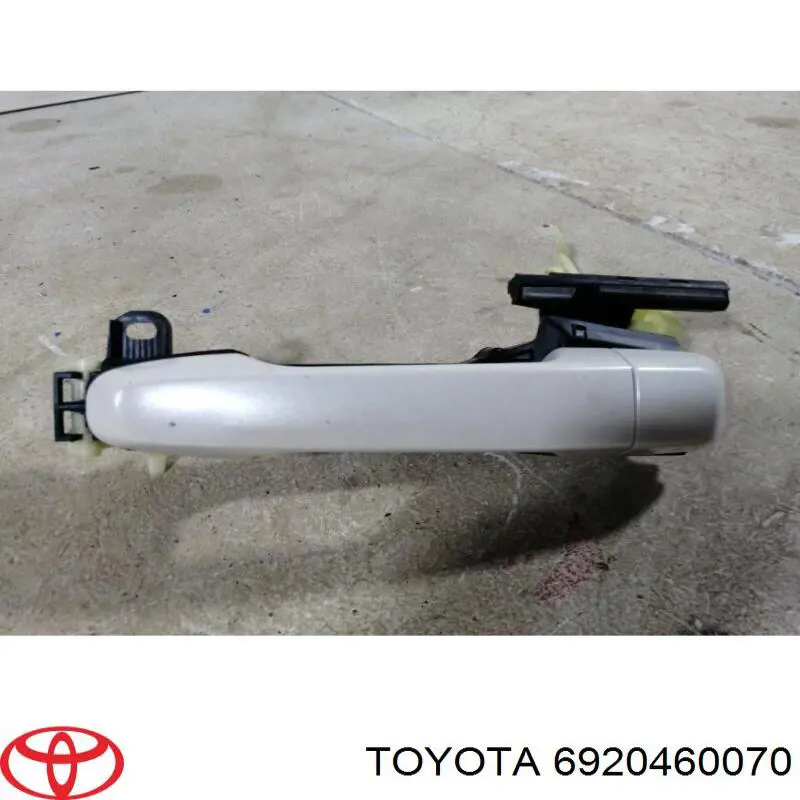 Soporte de manilla exterior de puerta trasera izquierda para Toyota Land Cruiser (J150)