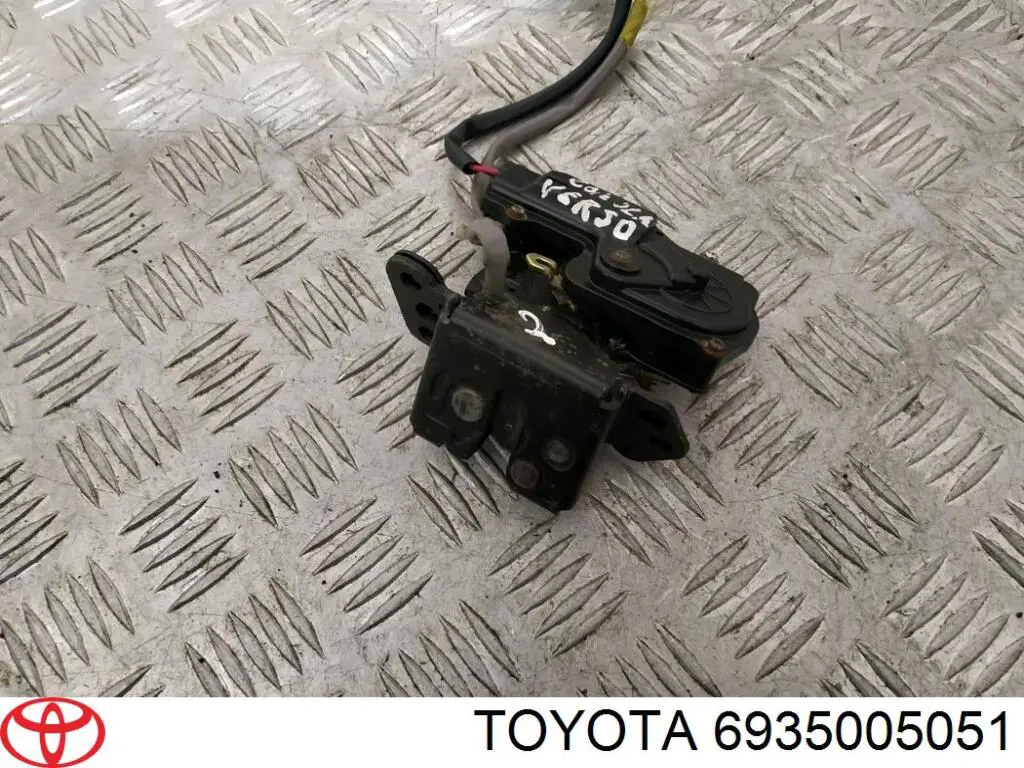 Cerradura de portón trasero Toyota Corolla VERSO monovolumen (R10) (2004 - 2009) precio, desde 32,17 USD