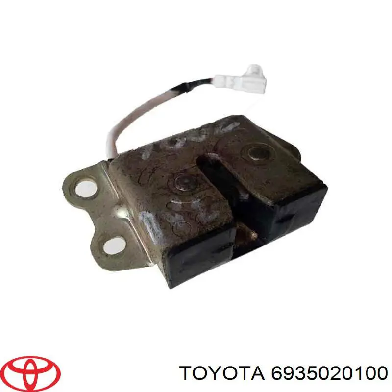 6935020100 Toyota