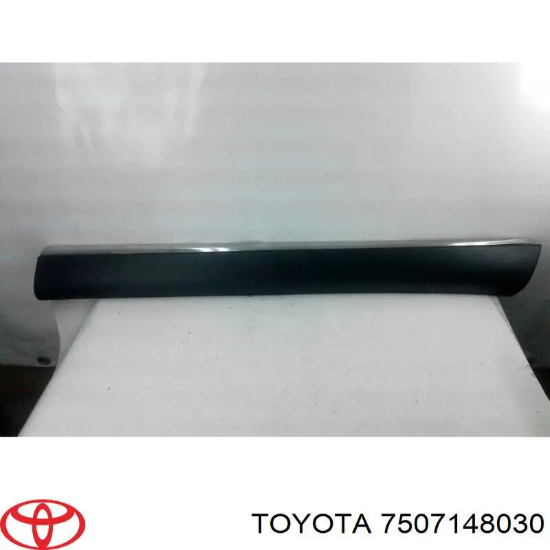 Moldura de la puerta delantera derecha Toyota 750710E010 precio, desde 194,10 EUR