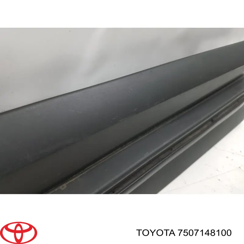 Comprar 7507148100 Toyota Moldura de puerta delantera derecha