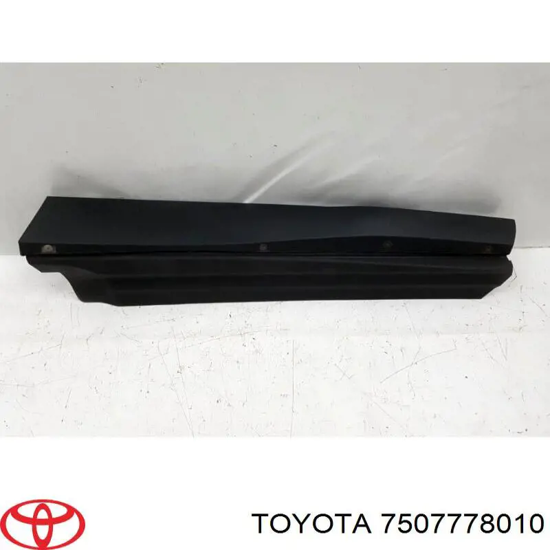 Moldura inferior de puerta trasera derecha Toyota 7507778010 precio, desde 108,44 EUR