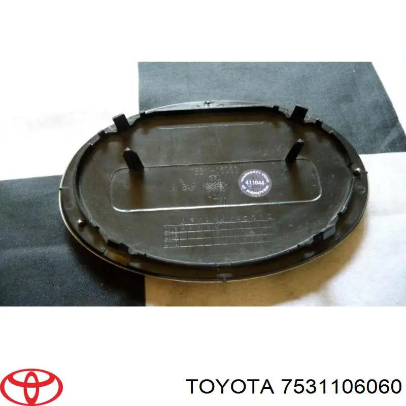 7531106060 Toyota emblema de capó