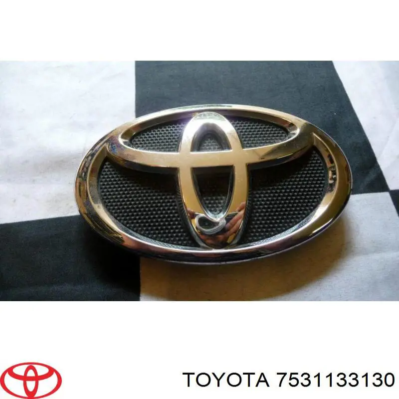 Emblema de la rejilla para Toyota Camry (V40)