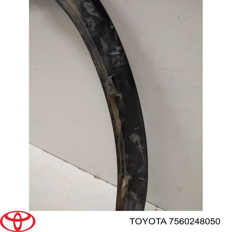 7560248050 Toyota Extensión de aleta delantera izquierda