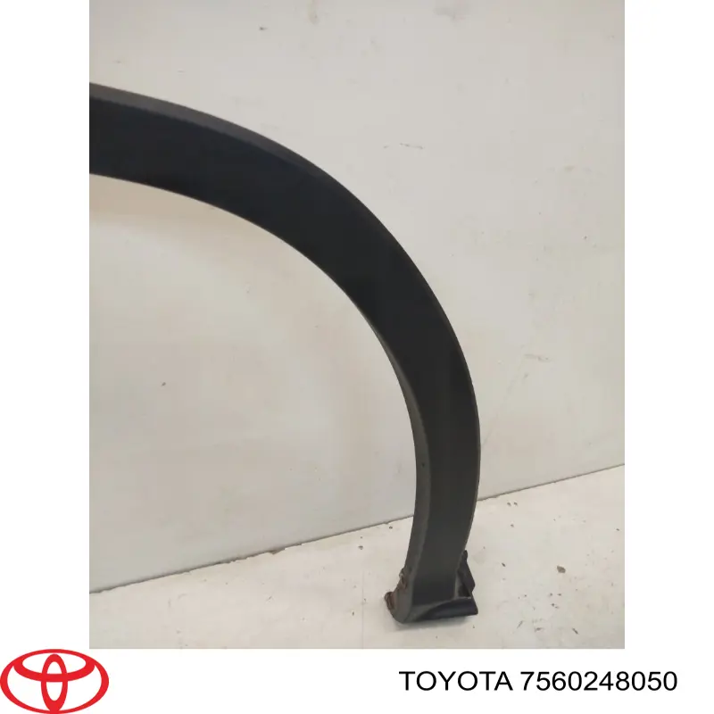 Aletín guardabarros delantero izquierdo Toyota 7560248050