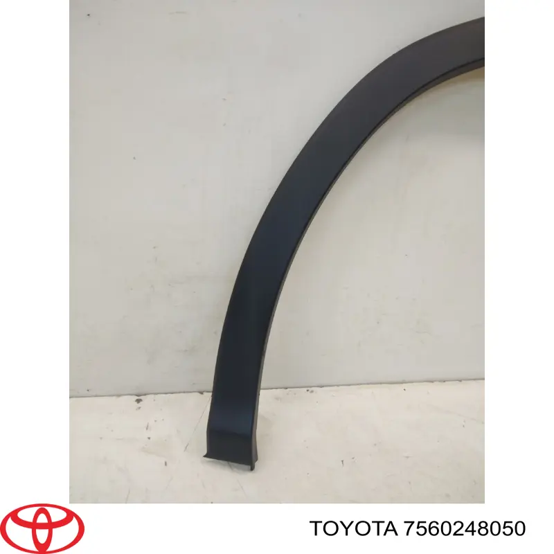 7560248050 Toyota Extensión de aleta delantera izquierda