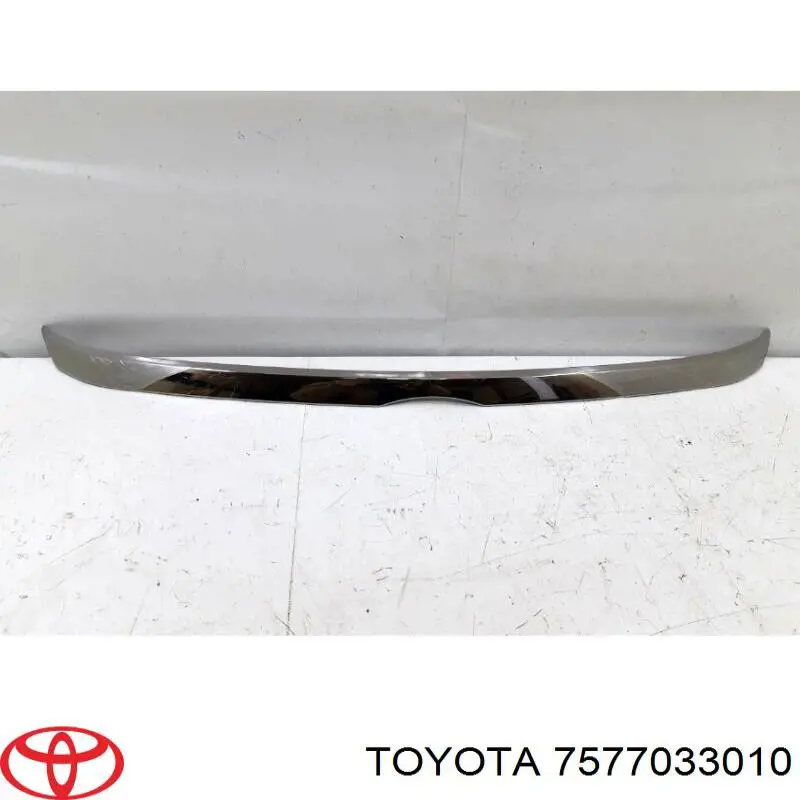 Moldura de capó para Toyota Camry (V50)